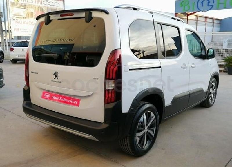 Usado Peugeot Rifter Active 130 CV (95 kW) 2022 Blanco Monovolumen