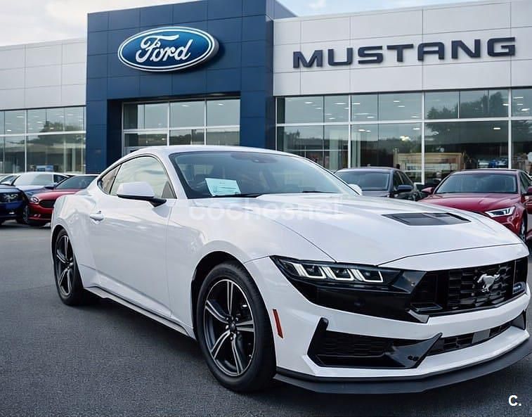Usado Ford Mustang GT 450 CV (330 kW) 2024 Blanco Coupe