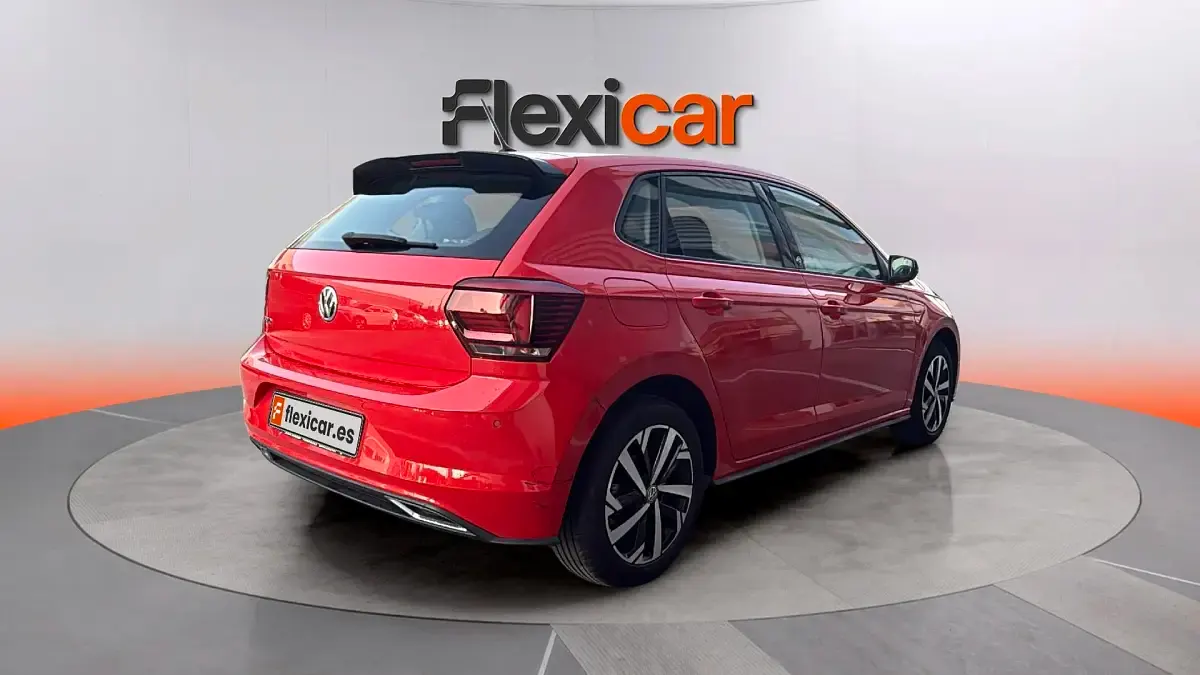 Usado VW Polo Beats 116 CV (85 kW) 2019 Rojo Utilitario