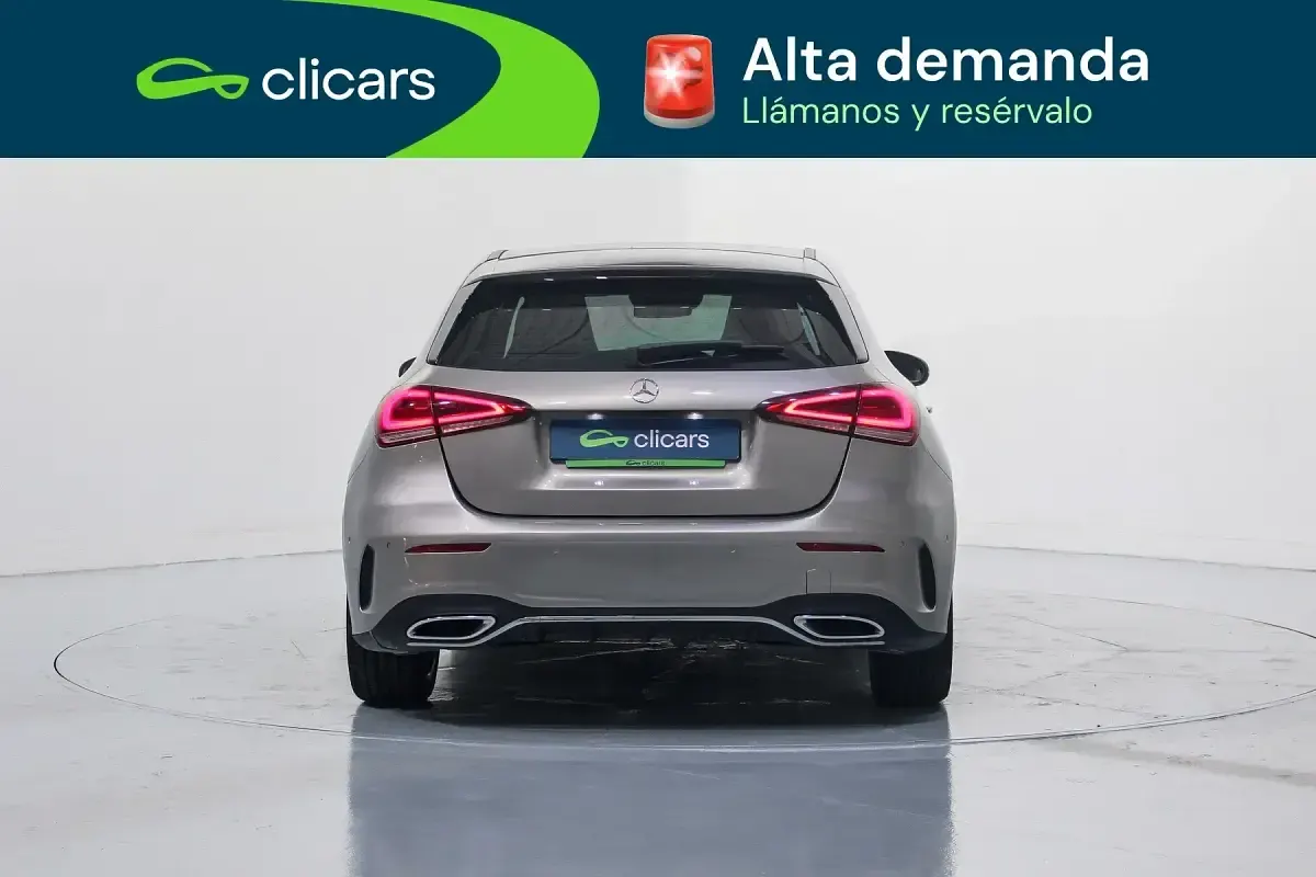 Usado Mercedes A200 163 CV (119 kW) 2019 Gris Berlina
