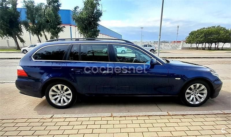 Usado BMW 520 163 CV (119 kW) 2008 Azul Familiar