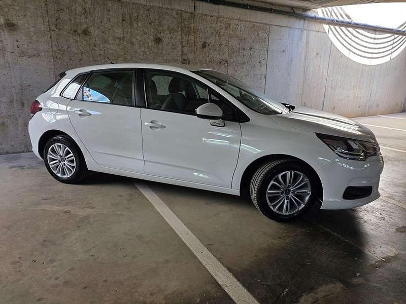 Usado Citroën C4 Live 99 CV (72 kW) 2016 Blanco Utilitario