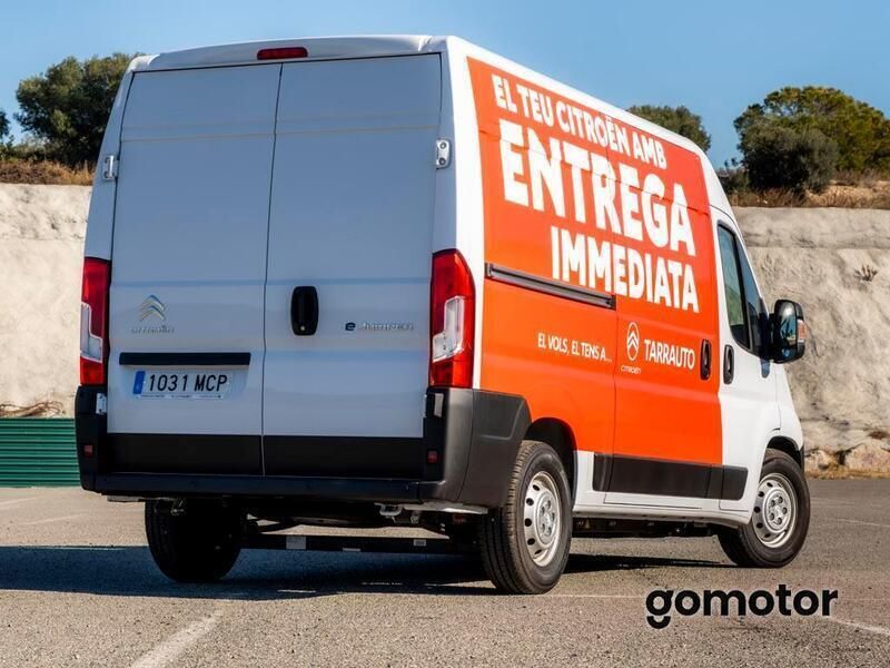 Usado Citroën Jumper 89 kW (122 CV) 2022 Blanco Monovolumen