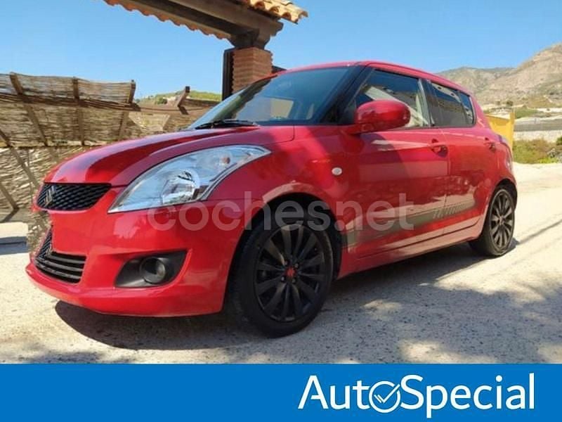 Rojo Usado 2012 Suzuki Swift GL Berlina | 9090 € (Precio justo) - Imagen 1/3