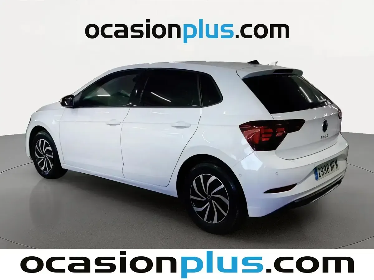 Usado VW Polo Life 95 CV (69 kW) 2023 Blanco Utilitario