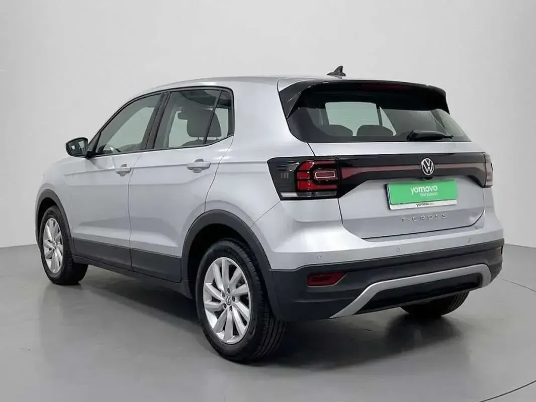 Usado VW T-Cross Edition 95 CV (69 kW) 2022 Plateado SUV
