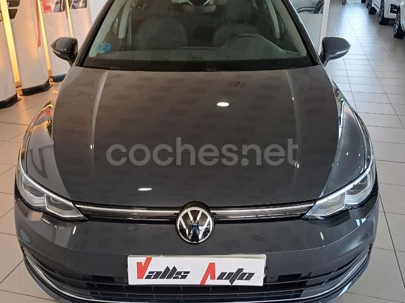 Usado VW Golf VIII Style 150 CV (110 kW) 2021 Gris / plata Berlina