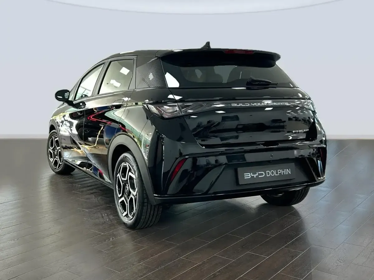 Usado BYD Dolphin Comfort 150 kW (204 CV) 2025 Negro Utilitario