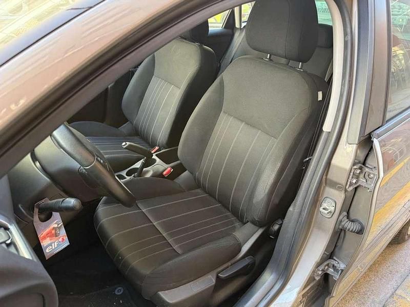 Usado Citroën C4 Feel 110 CV (80 kW) 2016 Beige Utilitario