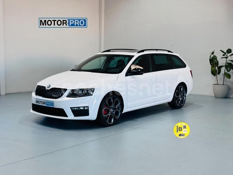 Blanco Usado 2015 Skoda Octavia RS Familiar | 15.990 € (Precio justo) - Imagen 1/4