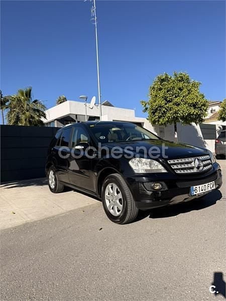 Usado Mercedes ML320 224 CV (164 kW) 2006 Negro SUV