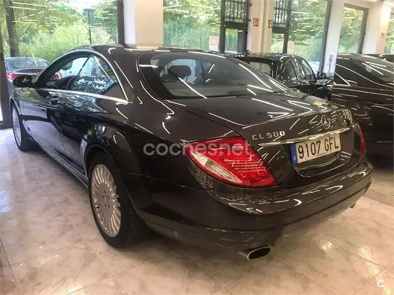 Usado Mercedes CL500 388 CV (285 kW) 2008 Marrón Coupe