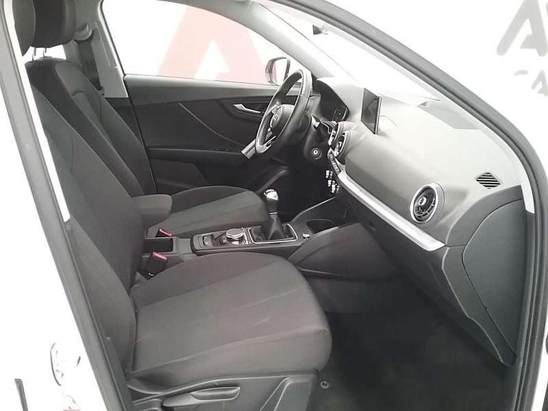 Usado Audi Q2 Advanced Plus 116 CV (85 kW) 2021 Blanco SUV