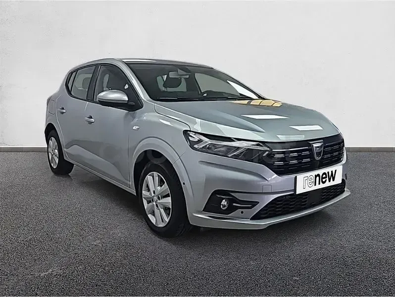Usado Dacia Sandero Comfort 91 CV (66 kW) 2022 Gris / plata Berlina