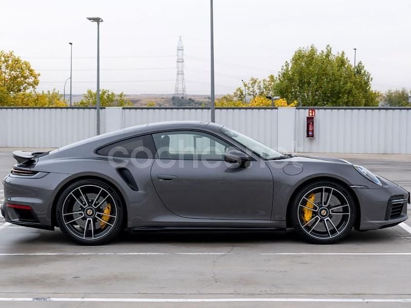 Usado Porsche 911 Turbo S 650 CV (478 kW) 2021 Gris / plata Coupe