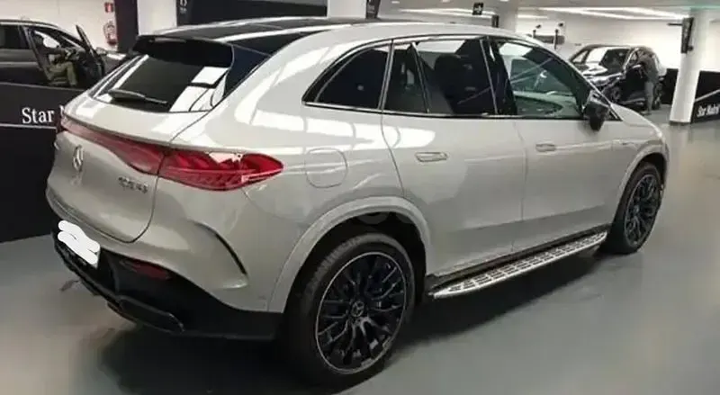 Usado Mercedes EQE AMG 43 Edition 350 kW (476 CV) 2024 Eléctrico SUV