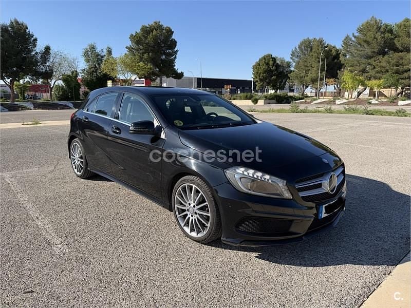 Usado Mercedes A200 AMG line 136 CV (100 kW) 2013 Negro Berlina