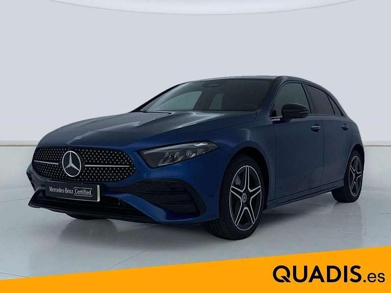 Azul Usado 2024 Mercedes A250 Advanced Utilitario | 35.900 € (Un poco caro) - Imagen 1/4