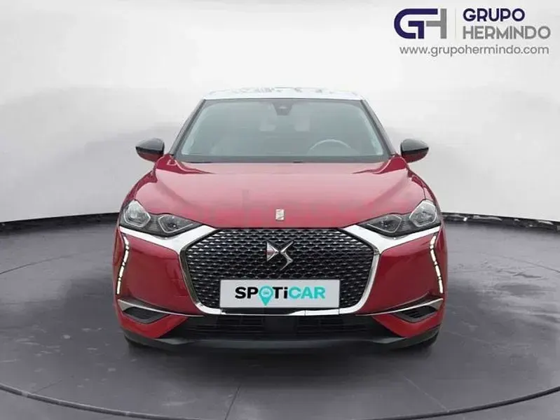 Usado DS Automobiles DS3 Crossback Connected Chic 100 CV (73 kW) 2021 Rojo SUV