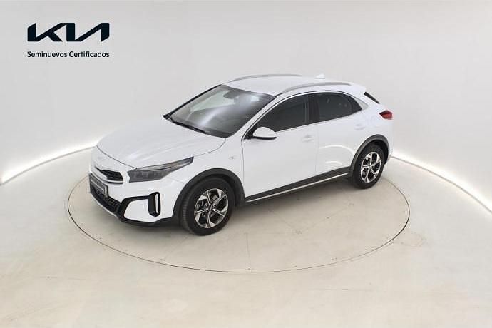 Usado Kia XCeed 136 CV (100 kW) 2024 SUV