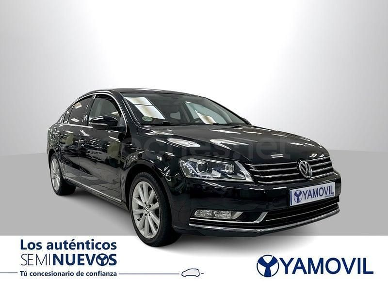 Usado VW Passat Highline 140 CV (102 kW) 2013 Negro Berlina