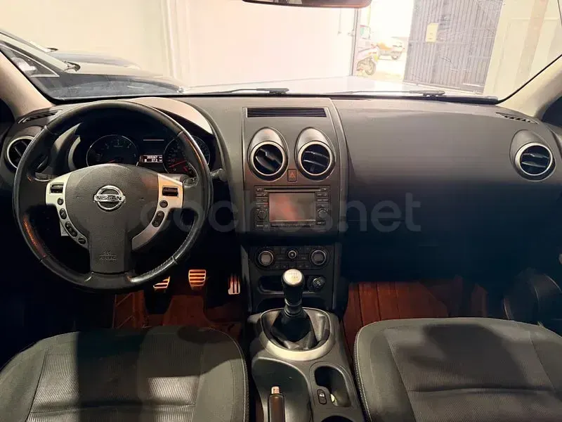 Usado Nissan Qashqai Tekna 110 CV (80 kW) 2011 Gris / plata SUV