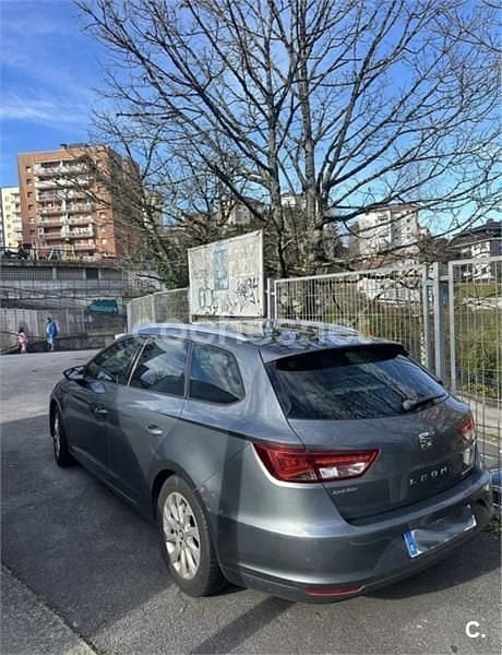 Gris / plata Usado 2016 Seat Leon ST Ecomotive Familiar | 9950 € (Buen precio) - Imagen 1/4