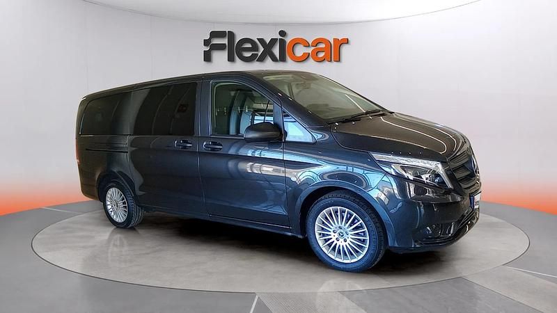 Usado Mercedes Vito 136 CV (100 kW) 2021 Negro Van