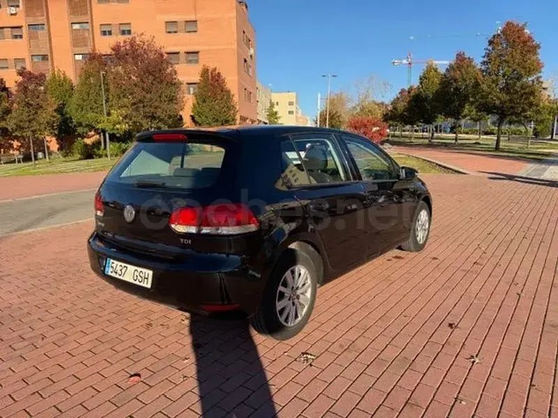 Usado VW Golf VI Advance 105 CV (77 kW) 2010 Negro Berlina