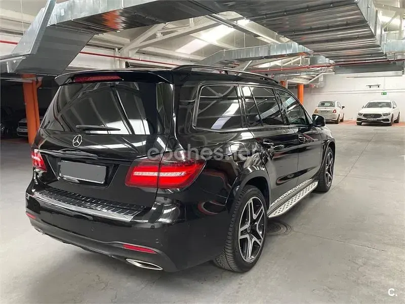 Usado Mercedes GLS500 455 CV (334 kW) 2018 Negro SUV