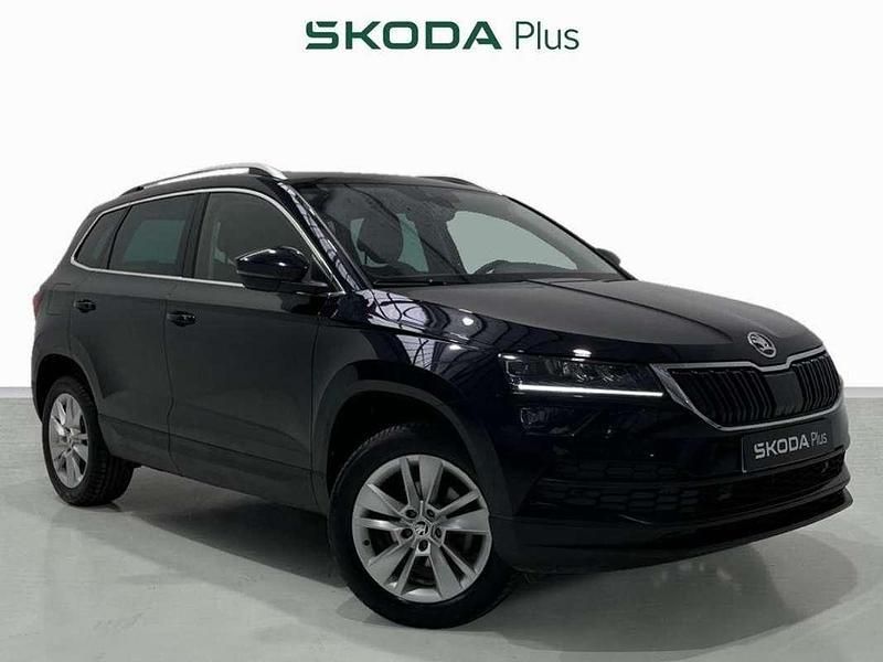 Negro Usado 2021 Skoda Karoq Style SUV | 25.000 € (Un poco caro) - Imagen 1/4