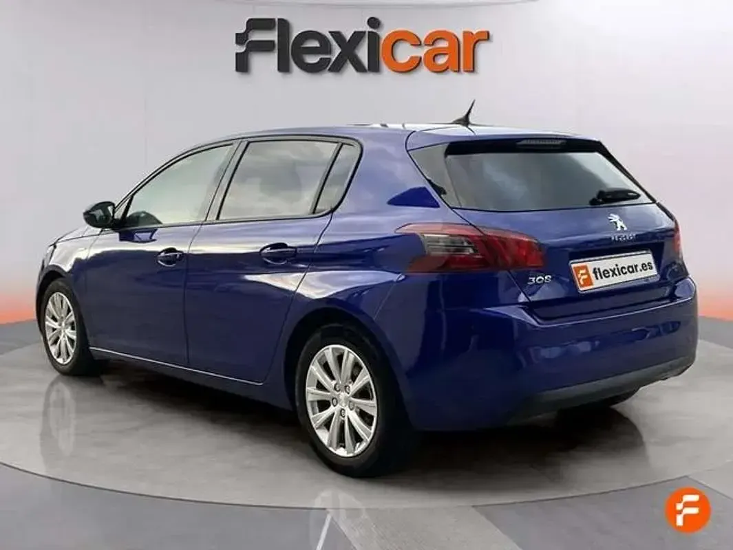 Usado Peugeot 308 SW Allure 131 CV (96 kW) 2020 Azul Familiar