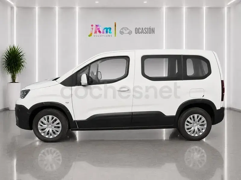Gebraucht Peugeot Rifter Active 100 PS (73 kW) 2021 Weiß Van / Kleinbus