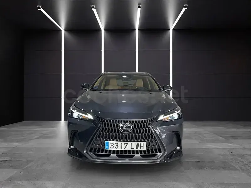 Usado Lexus NX450h+ Executive Line 306 CV (225 kW) 2022 Negro SUV