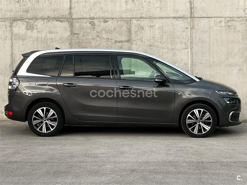Usado Citroën C4 Picasso PureTech 130 CV (95 kW) 2017 Gris / plata Monovolumen