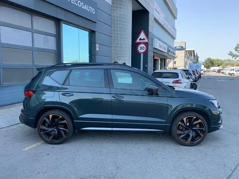 Usado Cupra Ateca VZ 300 CV (220 kW) 2023 Gris / plata SUV