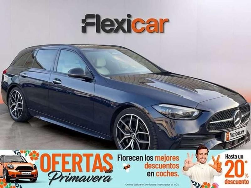 Usado Mercedes C220 200 CV (147 kW) 2022 Azul Familiar