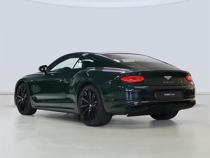 Usado Bentley Continental GT 635 CV (467 kW) 2021 Verde Coupe
