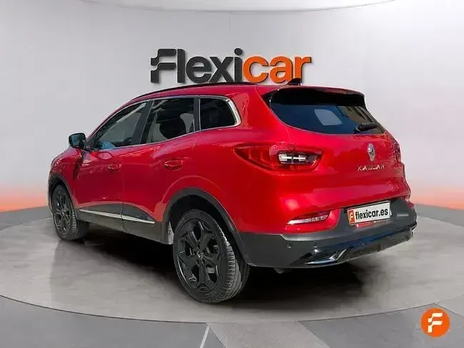 Usado Renault Kadjar 160 CV (117 kW) 2022 Rojo SUV