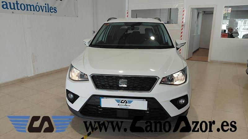 Usado Seat Arona Style 116 CV (85 kW) 2018 Blanco SUV