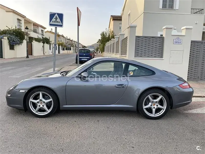 Usado Porsche 911 Carrera 325 CV (239 kW) 2005 Gris / plata Coupe