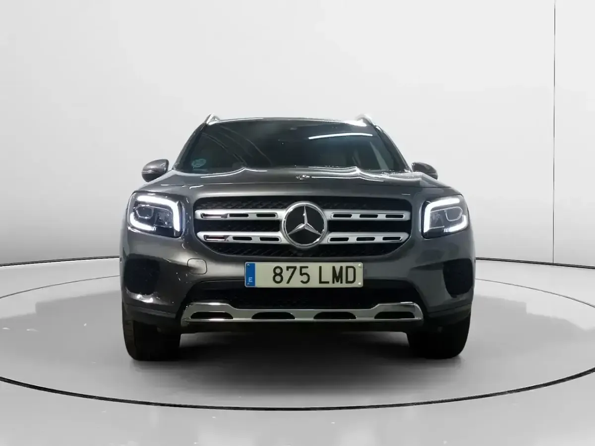 Usado Mercedes GLB220 190 CV (139 kW) 2021 Gris SUV