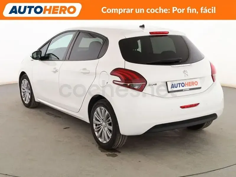Usado Peugeot 208 Signature Sky 99 CV (72 kW) 2019 Blanco Utilitario