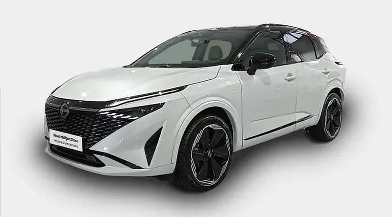 Usado Nissan Qashqai 140 CV (102 kW) 2025 Lunar white con techo midnight SUV