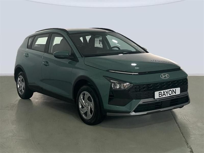 Usado Hyundai Bayon 79 CV (58 kW) 2024 Mangrove green SUV