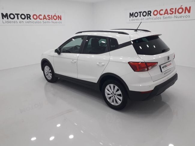 Usado Seat Arona Style 95 CV (69 kW) 2018 Blanco SUV