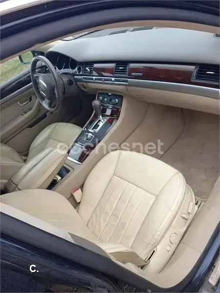 Usado Audi A8 233 CV (171 kW) 2006 Azul Berlina