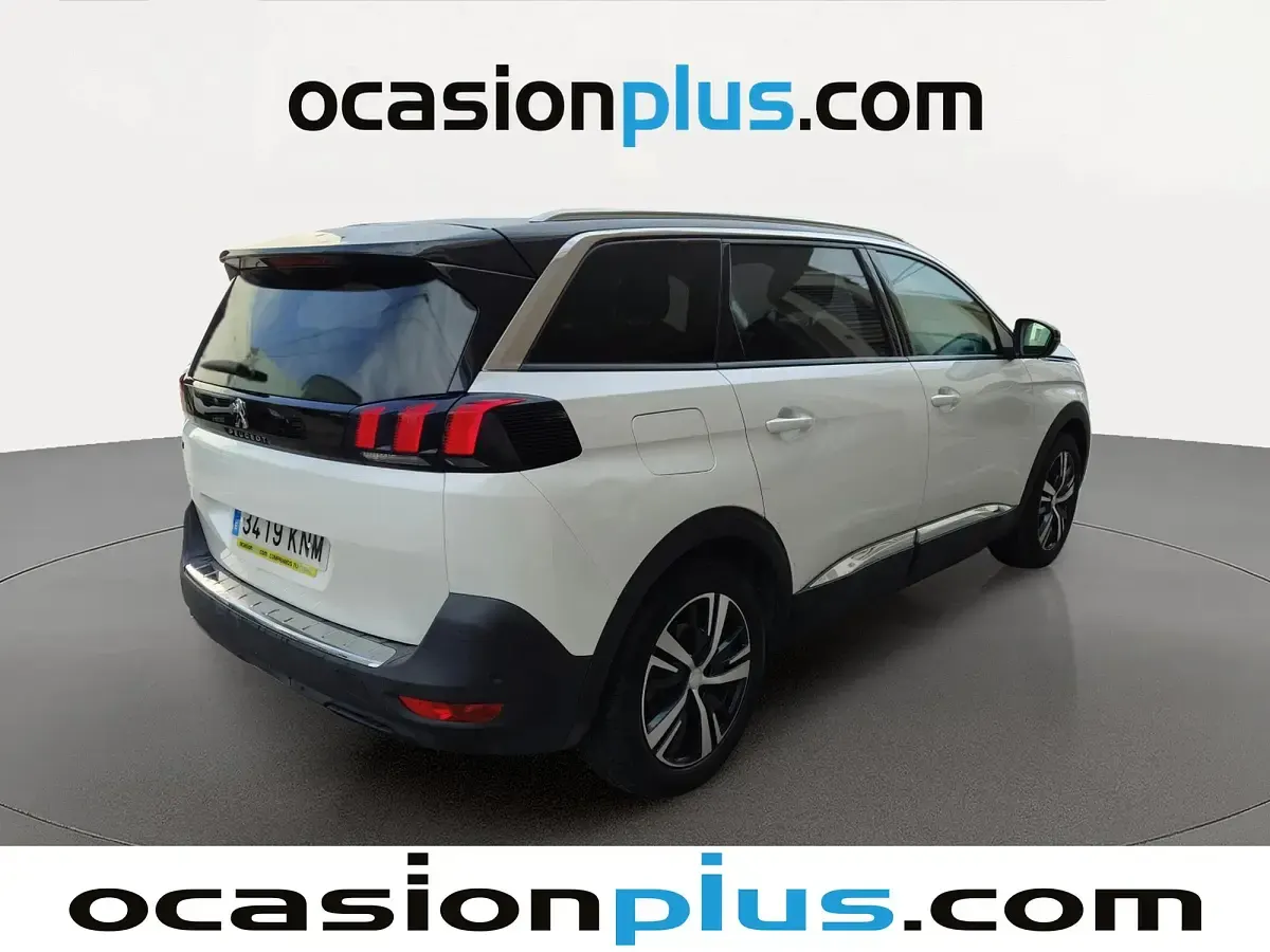 Usado Peugeot 5008 Allure 131 CV (96 kW) 2018 Blanco SUV