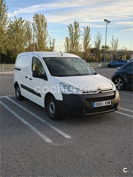 Blanco Usado 2018 Citroën Berlingo Live Monovolumen | 7700 € (Super precio) - Imagen 1/4