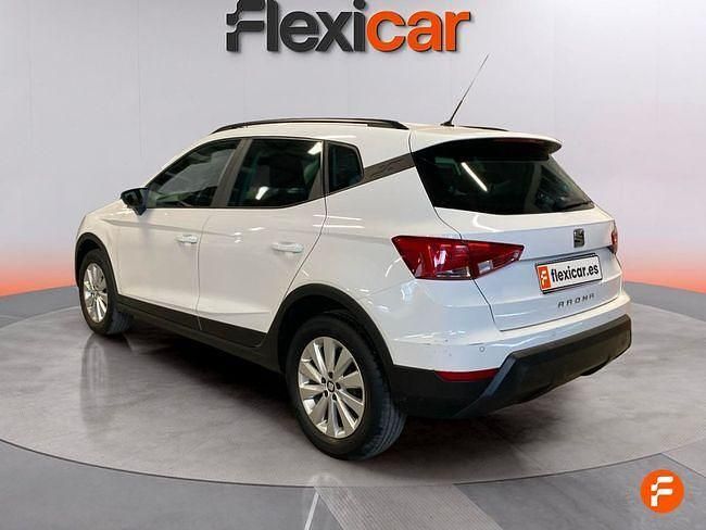 Usado Seat Arona Ecomotive 95 CV (69 kW) 2018 Blanco SUV